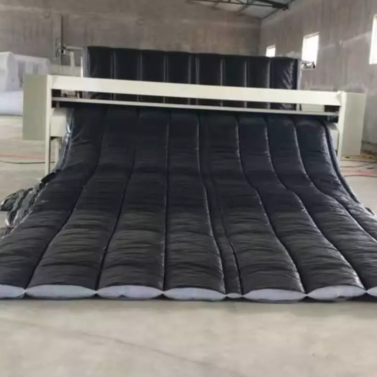 FLC® Greenhouse Thermal Insulation Quilt Agriculture Thermal Blanket, No  More Cold, Warm Winter for Growers and Plants - China Beijing Fenglong  Greenhouse